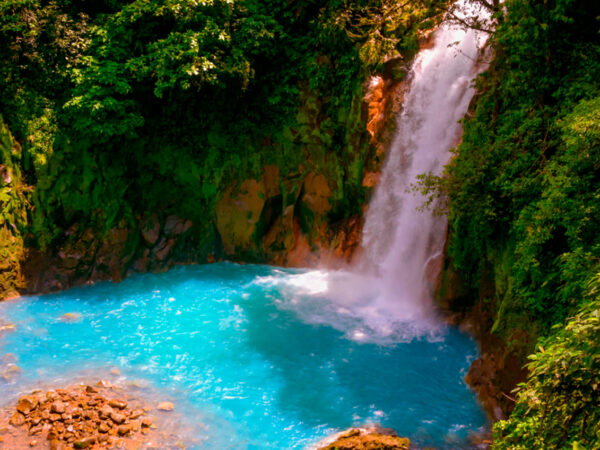 Tour Río Celeste